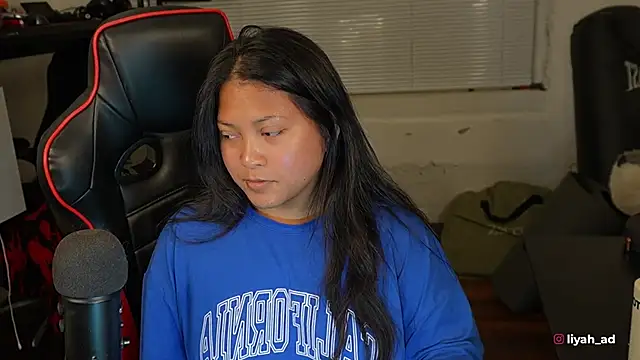 Bubbleliyah online show from 11/19/25, 03:06