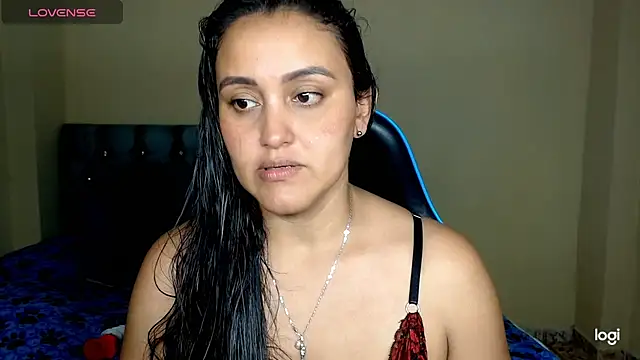 Snapshot of sexy_nurse_ chatting on 01/24/25, 04:27 sexy nurse online show from 01/24/25, 04:27