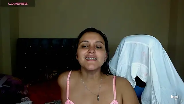 Snapshot of sexy_nurse_ chatting on 02/15/25, 06:55 sexy nurse online show from 02/15/25, 06:55