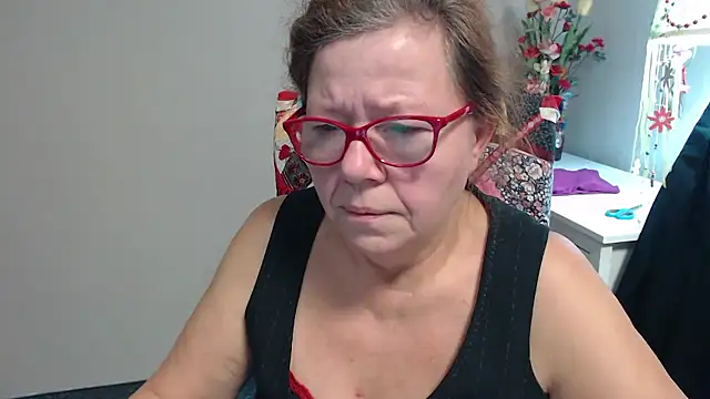 Adelewildx online show from 12/02/24, 07:36