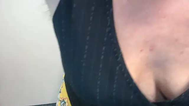 Adelewildx online show from 12/18/24, 05:59