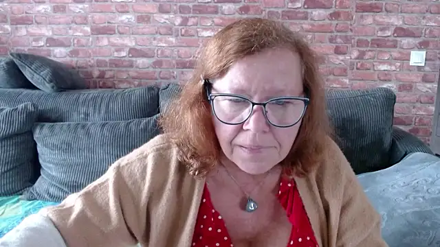 Adelewildx online show from 09/14/25, 08:57