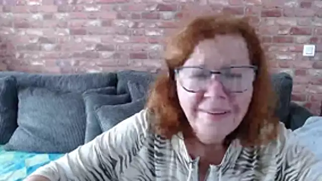 Adelewildx online show from 10/25/25, 11:07