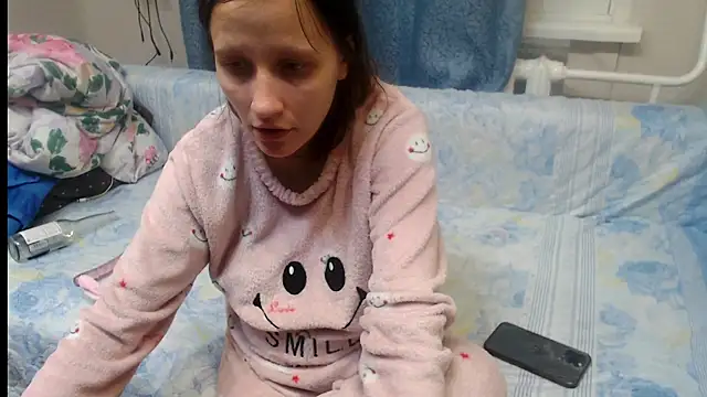 Snapshot of alisacucumber chatting on 01/18/25, 07:37 alisacucumber online show from 01/18/25, 07:37