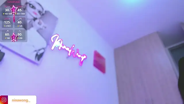 NinaWong online show from 03/19/25, 07:38