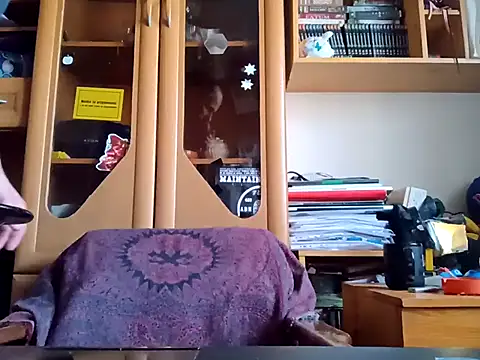 FireFox Feel online show from 03/05/25, 11:17