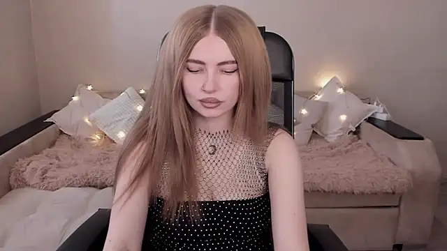 ViolettaLopez online show from 03/21/25, 10:28