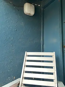 Snapshot of sofy_alone chatting on 10/15/25, 05:02 sofy alone online show from 10/15/25, 05:02