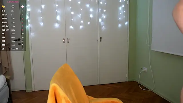 Black Eva  online show from 12/19/24, 04:13