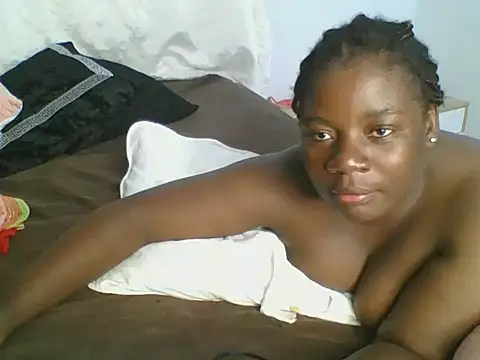 Snapshot of Deliciousgal chatting on 01/06/25, 04:34 Deliciousgal online show from 01/06/25, 04:34