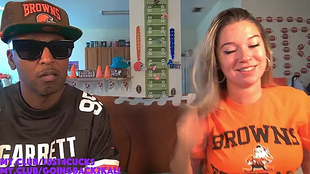 Snapshot of boomboomr00m chatting on 10/12/25, 05:12 boomboomr00m online show from 10/12/25, 05:12