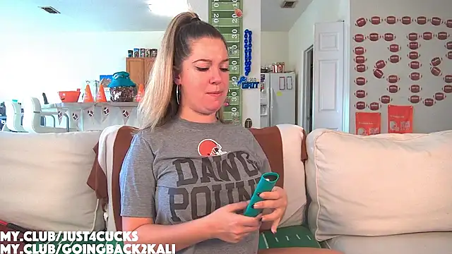 Snapshot of boomboomr00m chatting on 11/09/25, 06:06 boomboomr00m online show from 11/09/25, 06:06