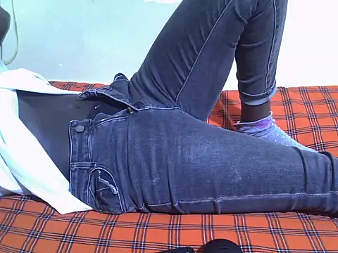 EbonyMina  online show from 10/12/25, 09:41