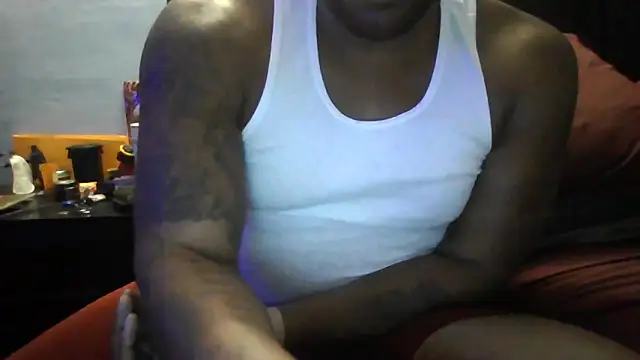 ReeferMadness59 online show from 11/18/25, 04:28