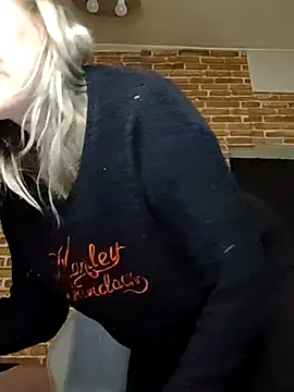  Horny milf  online show from 02/24/25, 06:16