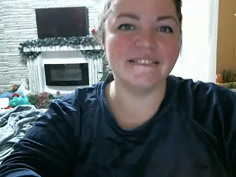 Snapshot of cute__cherry chatting on 12/12/24, 10:20 cute  cherry online show from 12/12/24, 10:20