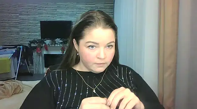 Snapshot of cute__cherry chatting on 02/07/25, 03:52 cute  cherry online show from 02/07/25, 03:52