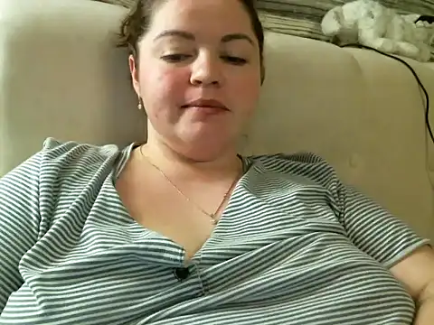 Snapshot of cute__cherry chatting on 02/12/25, 11:41 cute  cherry online show from 02/12/25, 11:41