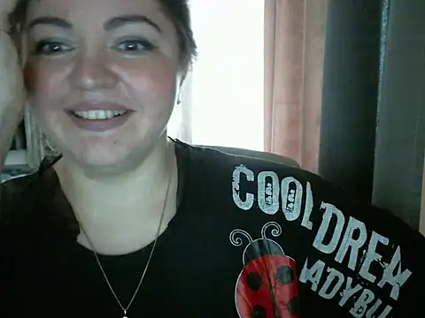 Snapshot of cute__cherry chatting on 03/01/25, 01:07 cute  cherry online show from 03/01/25, 01:07
