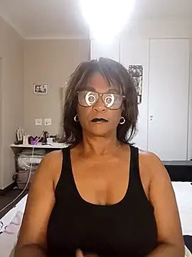 Hotgrannyx online show from 10/17/25, 04:04