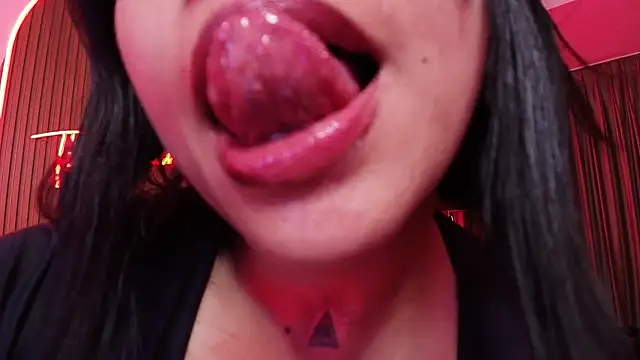 arianna smith  online show from 01/15/25, 01:34
