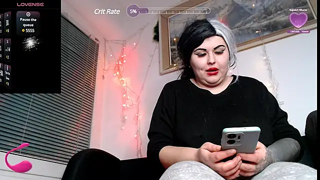 Snapshot of Psychobitch7 chatting on 01/12/25, 02:03 Psychobitch7 online show from 01/12/25, 02:03