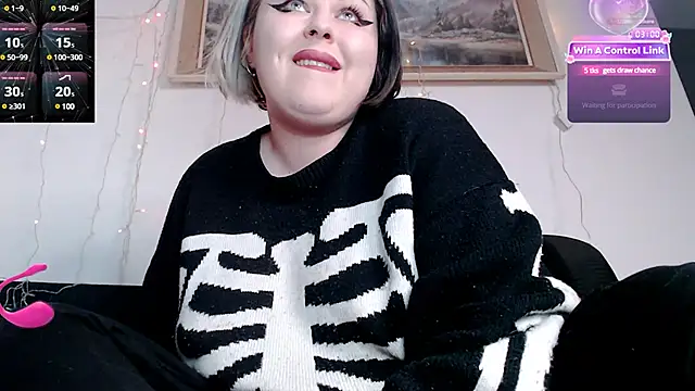 Snapshot of Psychobitch7 chatting on 01/30/25, 11:13 Psychobitch7 online show from 01/30/25, 11:13