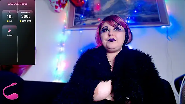 Snapshot of Psychobitch7 chatting on 02/11/25, 10:50 Psychobitch7 online show from 02/11/25, 10:50