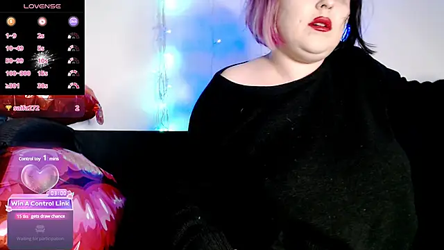 Snapshot of Psychobitch7 chatting on 02/19/25, 08:10 Psychobitch7 online show from 02/19/25, 08:10