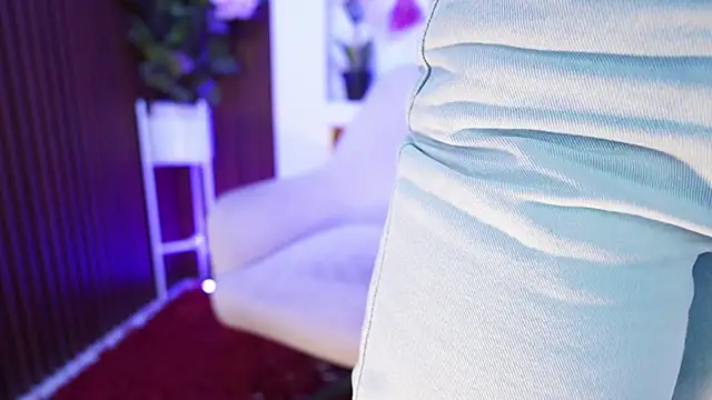 MaddyWattson online show from 10/11/25, 11:42