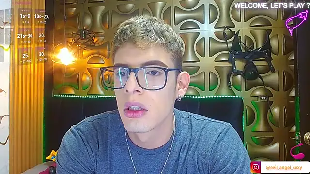 angel sexyevil online show from 11/11/25, 12:27