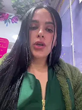 cristalbaby2 online show from 10/09/25, 11:36