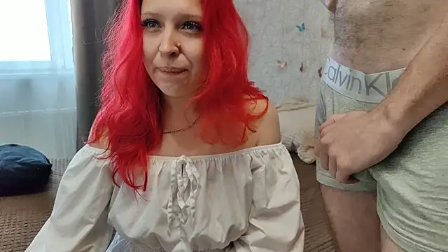 Snapshot of GenrikhBecca chatting on 10/27/25, 11:25 GenrikhBecca online show from 10/27/25, 11:25