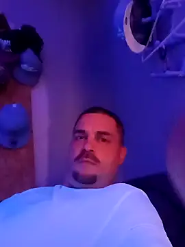 Snapshot of Jewfish420 chatting on 12/05/24, 02:55 Jewfish420 online show from 12/05/24, 02:55