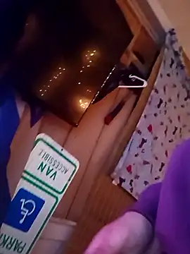 Snapshot of Jewfish420 chatting on 12/30/24, 04:42 Jewfish420 online show from 12/30/24, 04:42