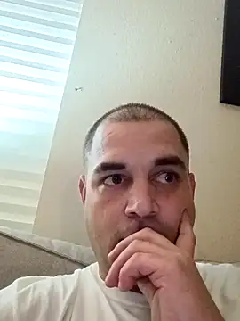 Snapshot of Jewfish420 chatting on 09/25/25, 05:33 Jewfish420 online show from 09/25/25, 05:33