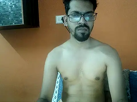 arhan3043 online show from 10/22/25, 09:09