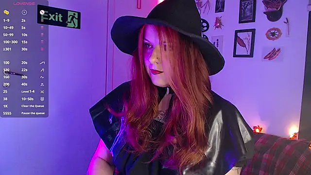 auroralatexprincess online show from 10/30/25, 08:09