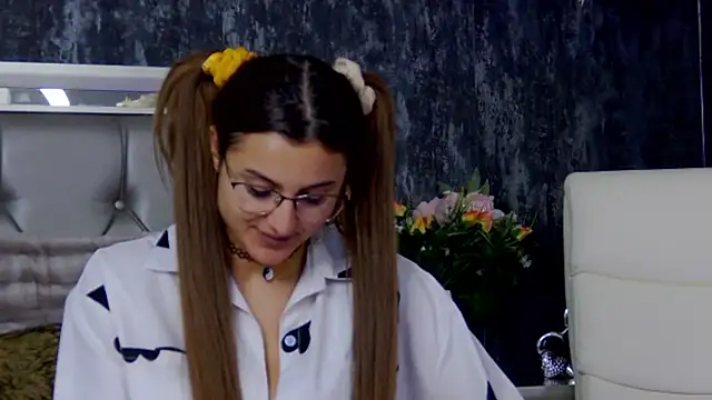 NicolePlay online show from 12/11/24, 08:26