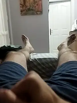 Snapshot of Aykut1990 chatting on 10/14/25, 04:30 Aykut1990 online show from 10/14/25, 04:30