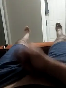 Snapshot of Aykut1990 chatting on 10/16/25, 05:47 Aykut1990 online show from 10/16/25, 05:47