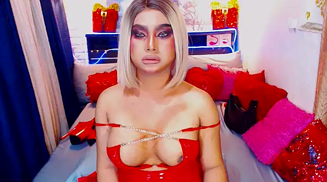 Snapshot of TsGoddessNhicolle chatting on 01/23/25, 10:22 TsGoddessNhicolle online show from 01/23/25, 10:22