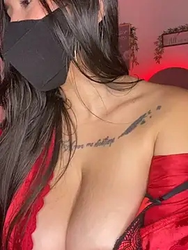 Snapshot of Lalitha_ chatting on 02/25/25, 11:33 Lalitha online show from 02/25/25, 11:33
