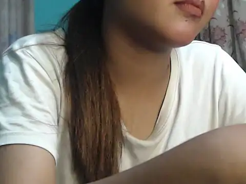 NancyRuvi online show from 10/20/25, 04:18