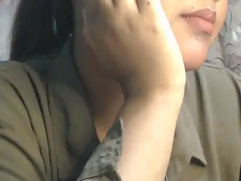 NancyRuvi online show from 11/22/25, 05:01