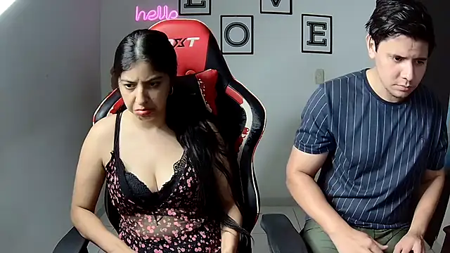 Snapshot of kim_sex_hot chatting on 10/09/25, 06:33 kim sex hot online show from 10/09/25, 06:33