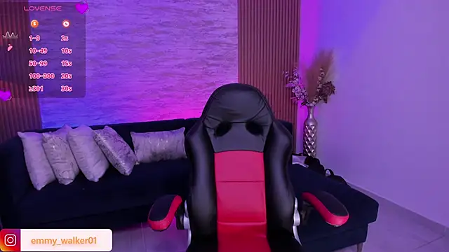 emmy walker online show from 11/21/25, 11:09