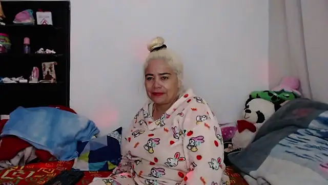 estrellita fugaz16x online show from 12/30/24, 02:31