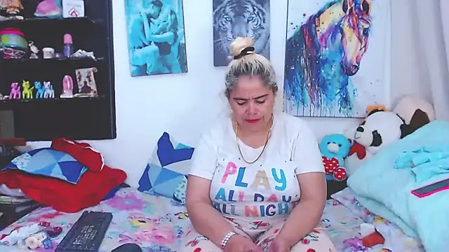 estrellita fugaz16x online show from 03/07/25, 03:40