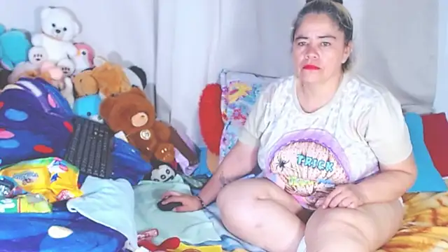 estrellita fugaz16x online show from 09/16/25, 04:24